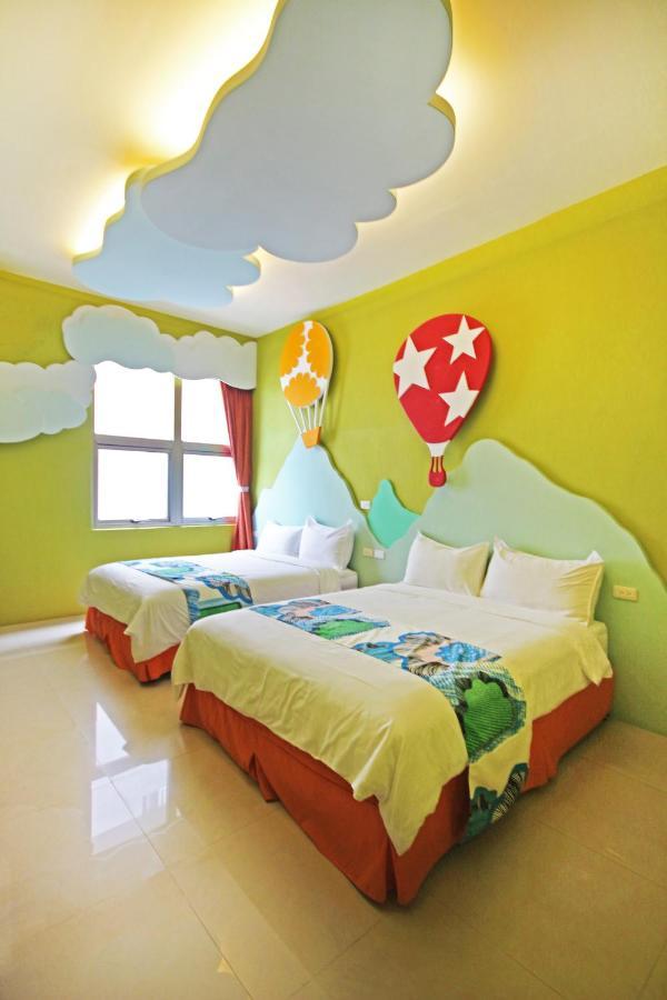 Fun Trip - Little Castle & Oscar B&B Taitung Bagian luar foto
