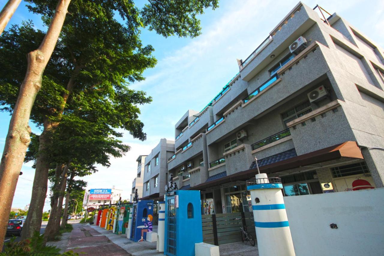 Fun Trip - Little Castle & Oscar B&B Taitung Bagian luar foto
