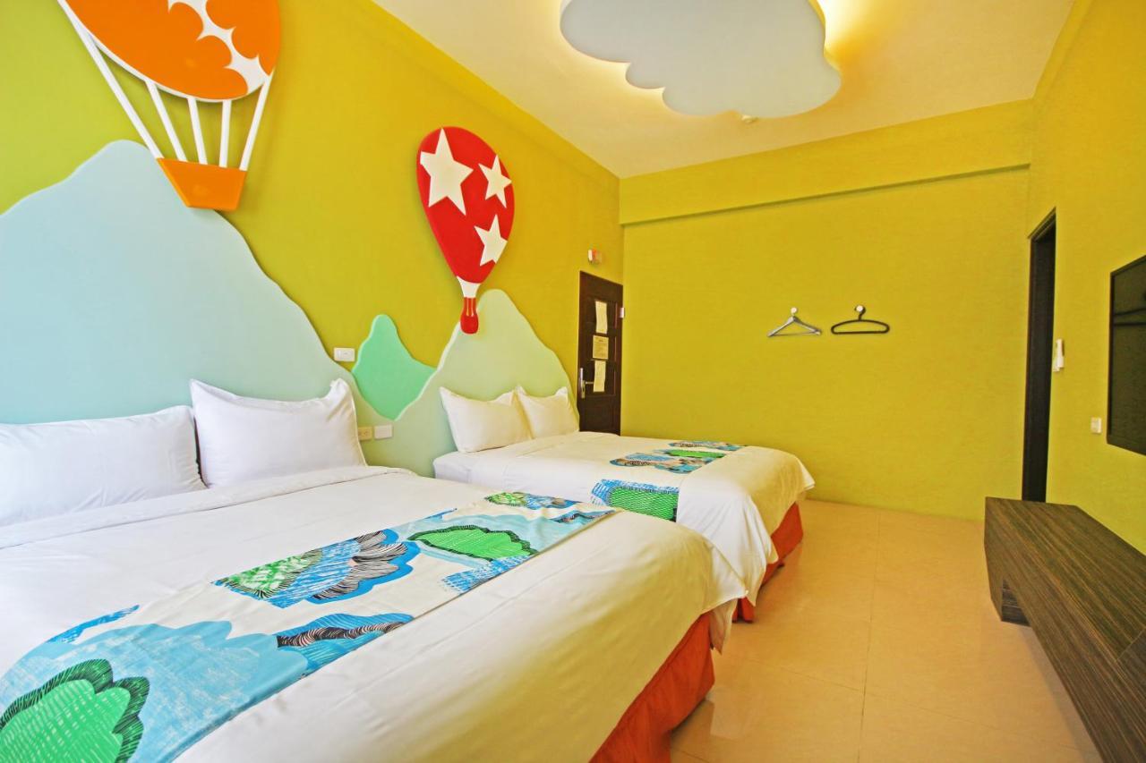 Fun Trip - Little Castle & Oscar B&B Taitung Bagian luar foto