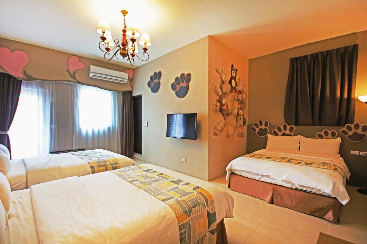 Fun Trip - Little Castle & Oscar B&B Taitung Bagian luar foto