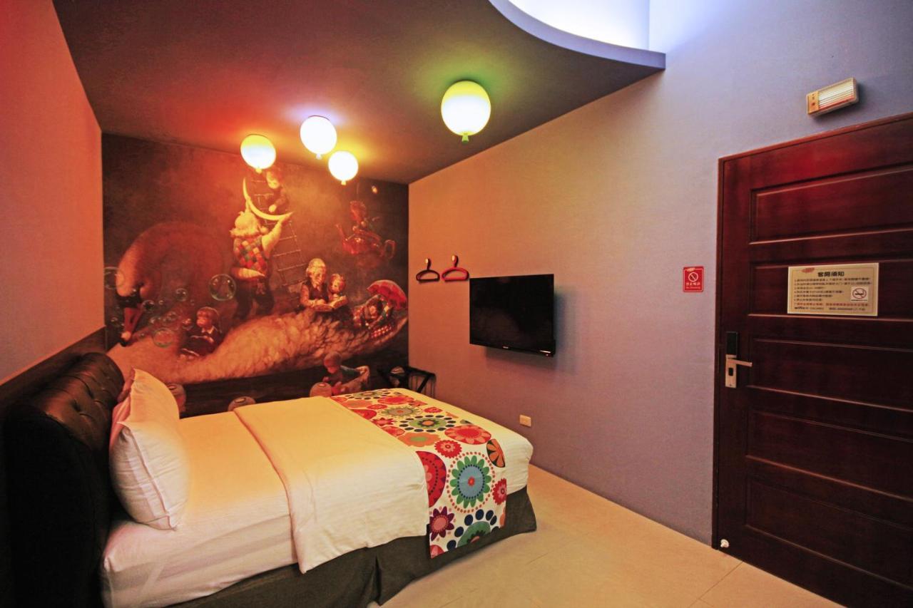 Fun Trip - Little Castle & Oscar B&B Taitung Bagian luar foto
