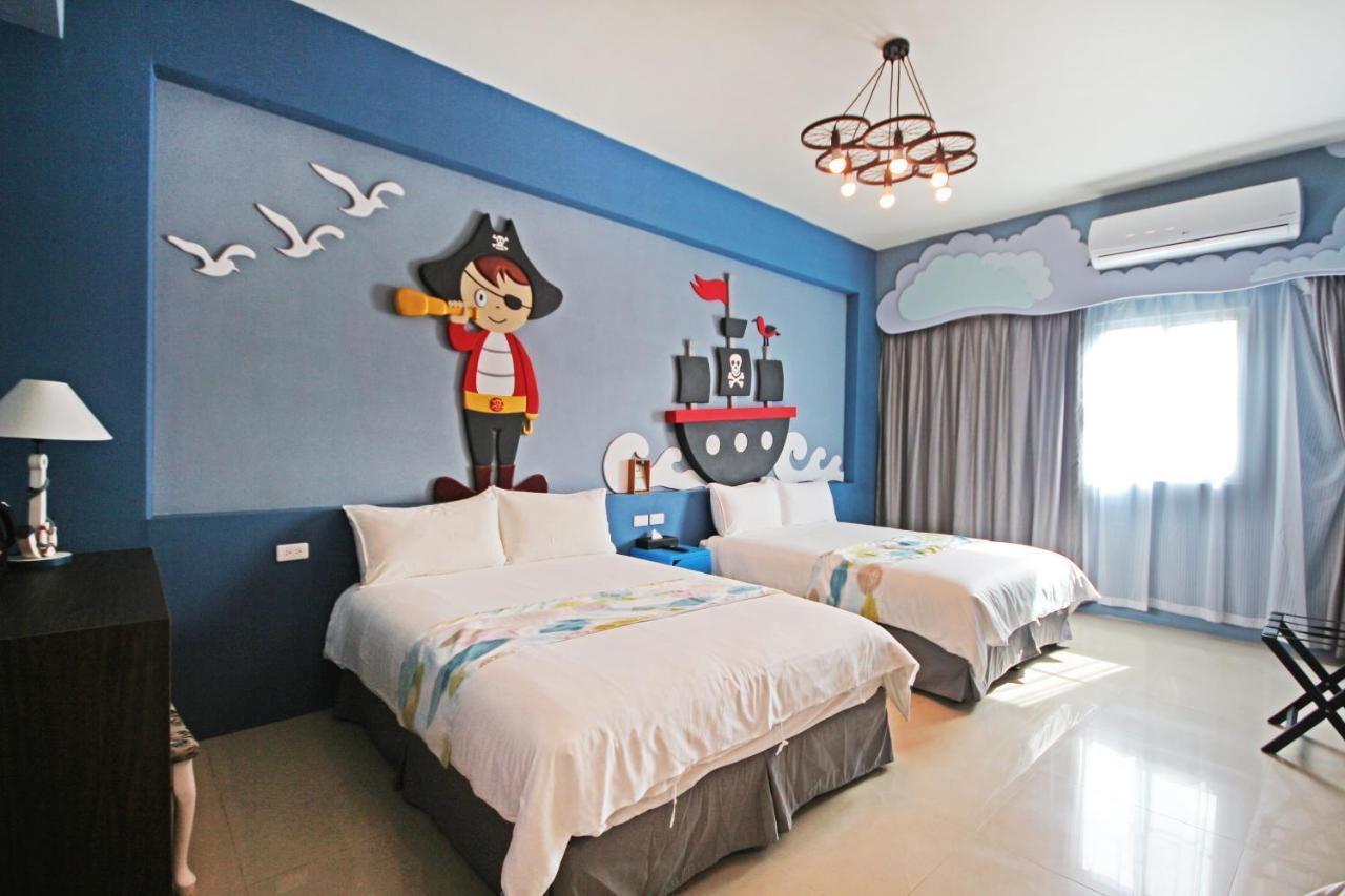 Fun Trip - Little Castle & Oscar B&B Taitung Bagian luar foto